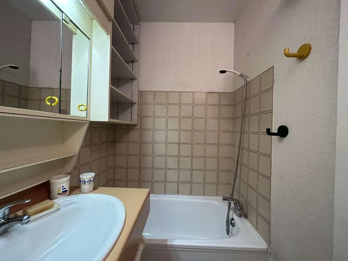 생트막시메 Centre Ste-Maxime, 2 Pieces, 5 Couchages, Climatisation, Garage - Fr-1-226-515 아파트 프랑스